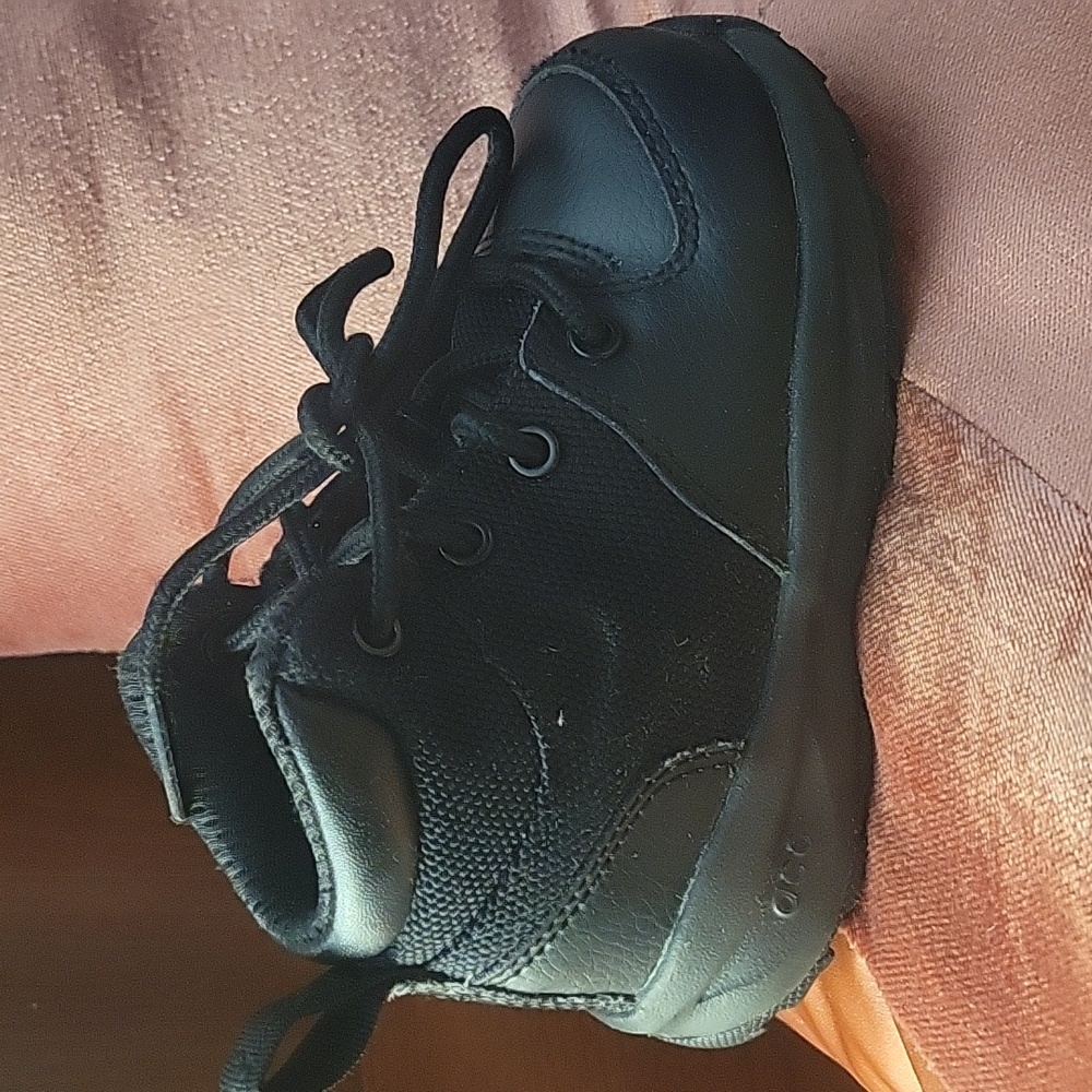Nike Manoa Leather TXT TD 'Triple Black'